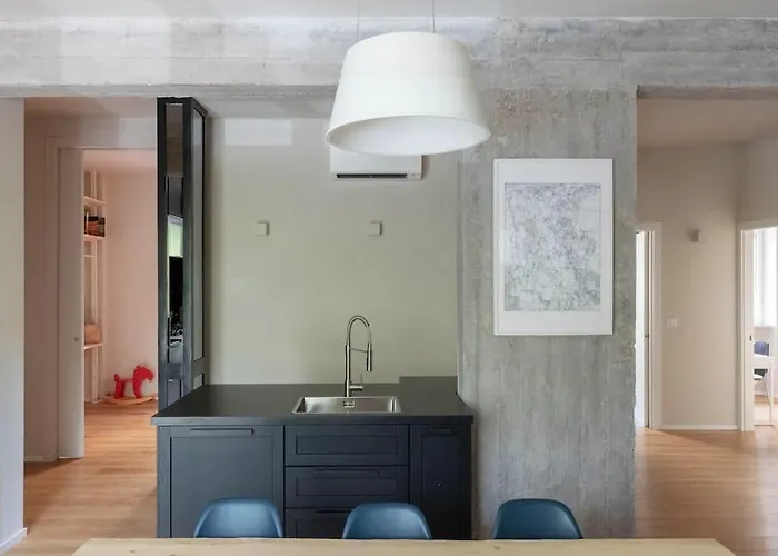 Modern Spacious On The Tevere Rom